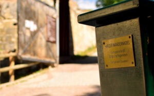 Zugang zur Festung Regenstein: Stempelstelle 80 der HWN
